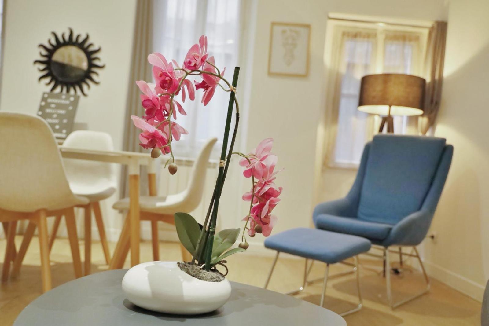 L'Escapade, Appartement Cosy Au Coeur De Грас Екстериор снимка