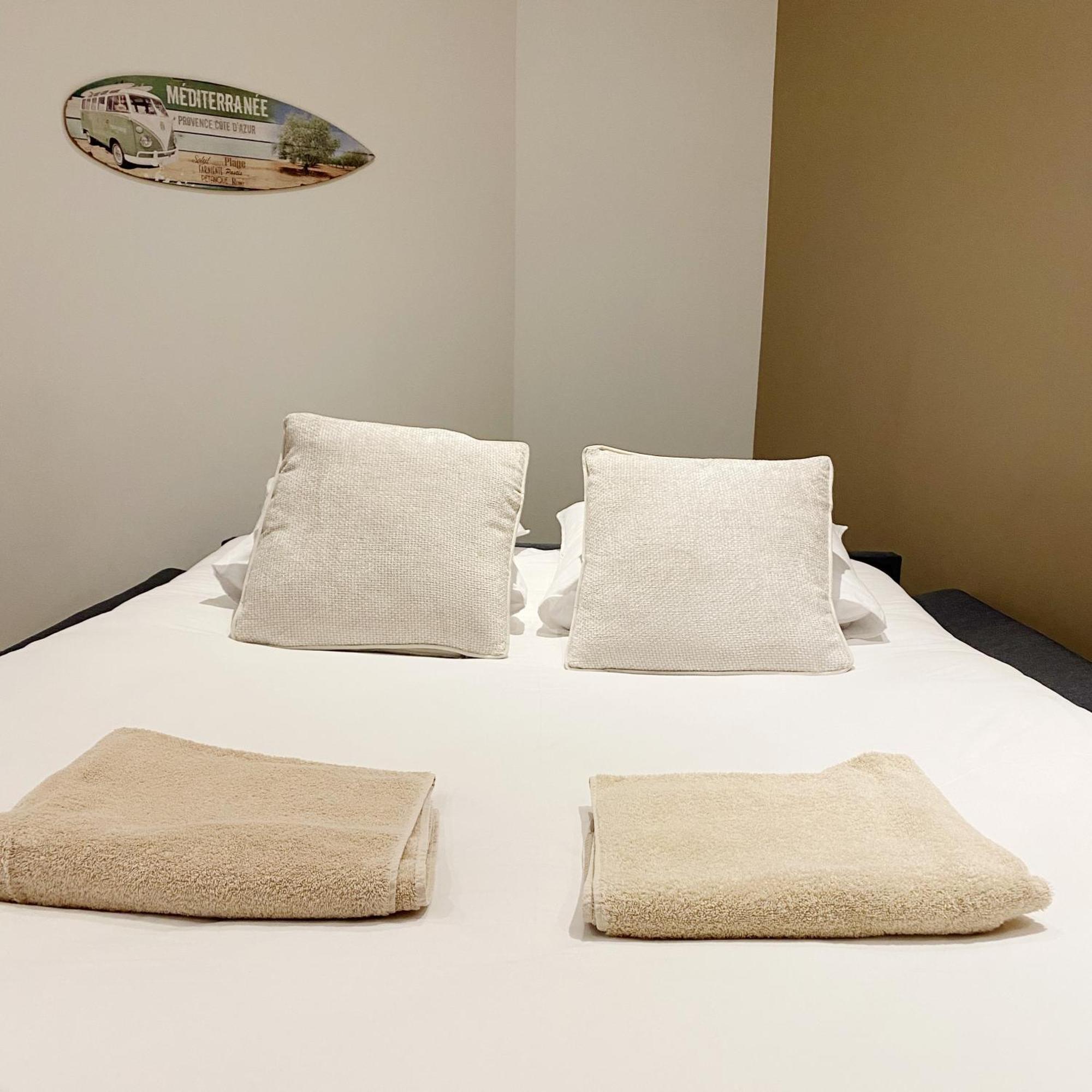 L'Escapade, Appartement Cosy Au Coeur De Грас Екстериор снимка