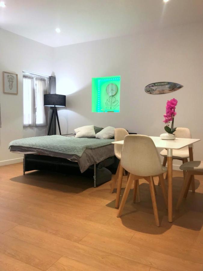 L'Escapade, Appartement Cosy Au Coeur De Грас Екстериор снимка
